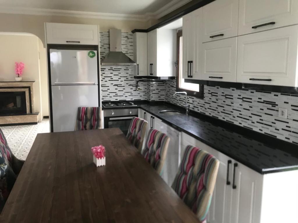 Sapanca Manzara Villa 1 Isitma Havuzlu Экстерьер фото